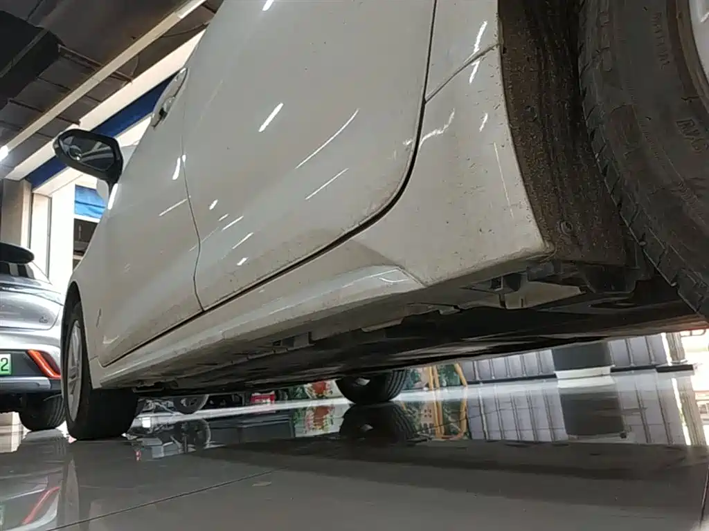 Toyota Levin 2019 185T CVT Luxury Edition China VI фото 22