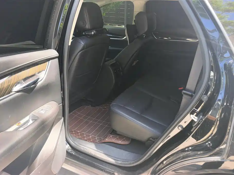 Cadillac XT5 2016 28T AWD Luxury Model фото 11