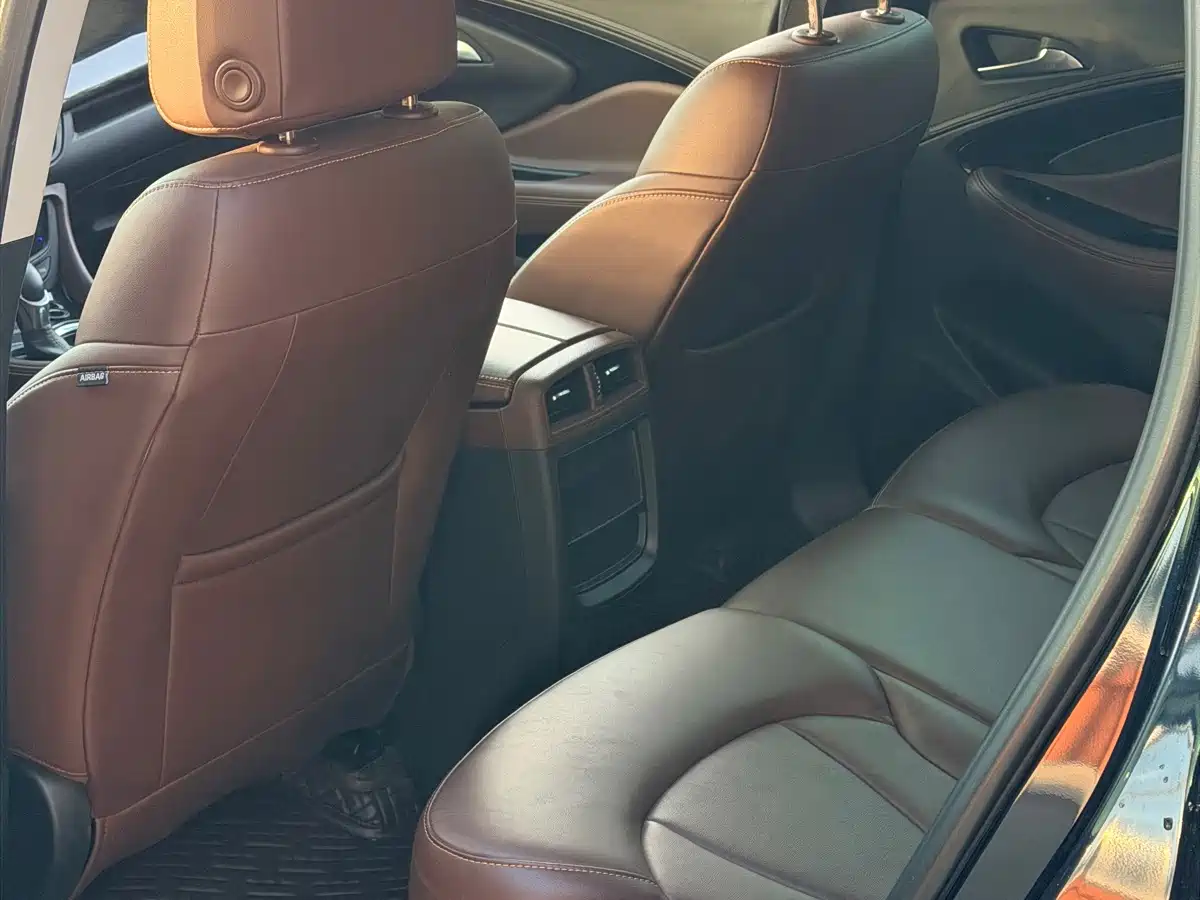 Фото 23 - Buick Envision Plus