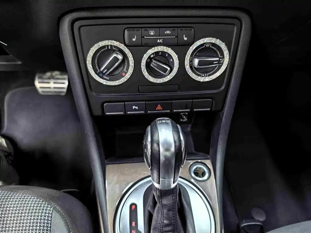 Volkswagen Beetle 2015 180TSI фото 5