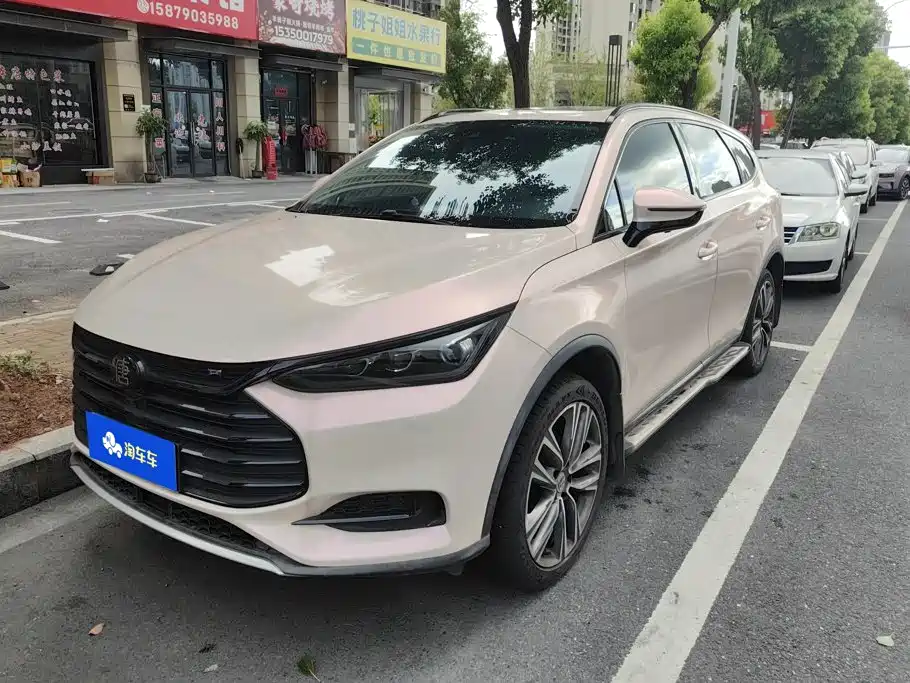 BYD Tang 2018 2018 2.0T Automatic Smart Connection Honor Edition 7-Seater China V