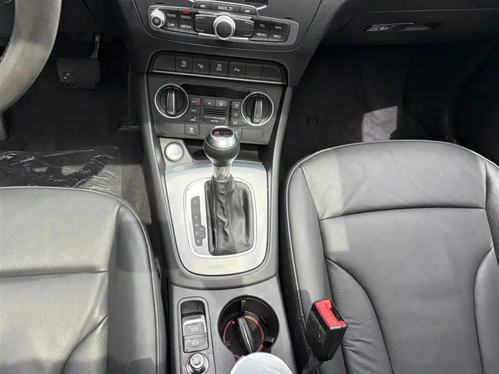 Audi Q3 2017 30 TFSI Style фото 19