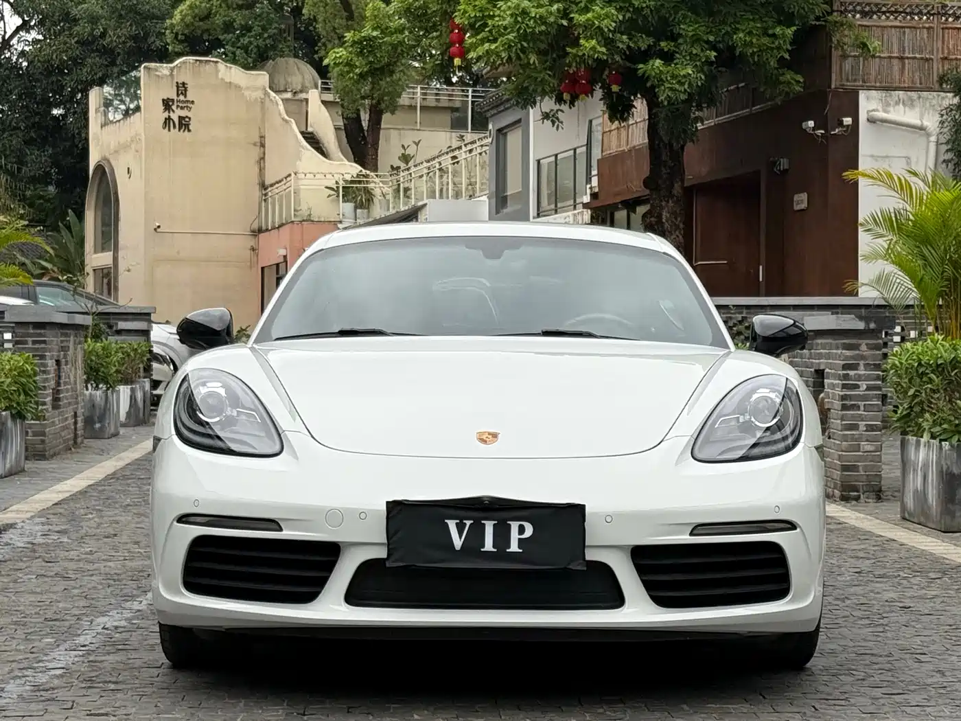 Porsche 718 2018 Cayman 2.0T фото 2