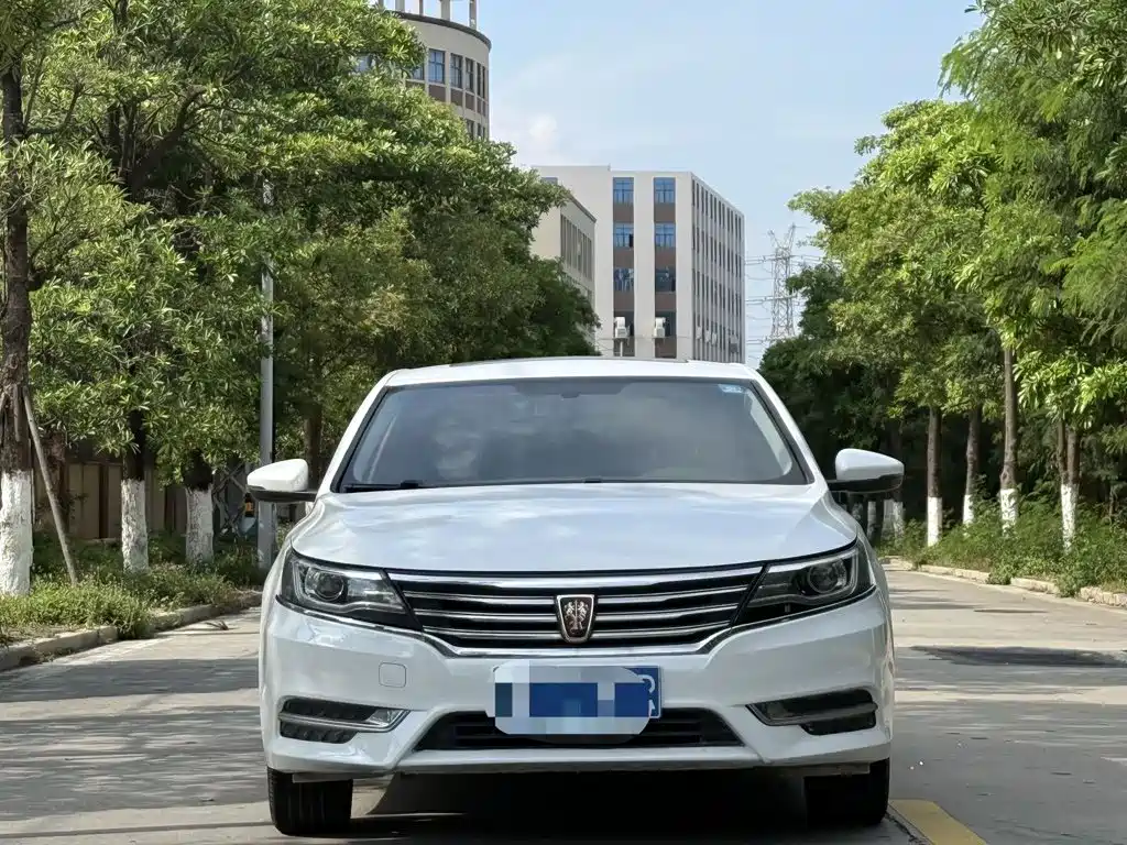 Фото 2 - Roewe i6