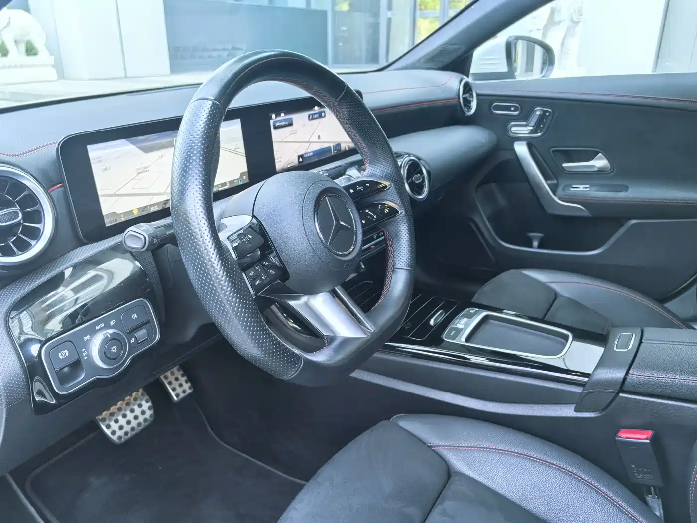 Mercedes-Benz CLA (Import) 2024 CLA 200 фото 7