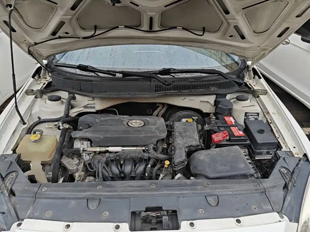 Zhonghua H330 2015 2013 1.5L Automatic Luxury