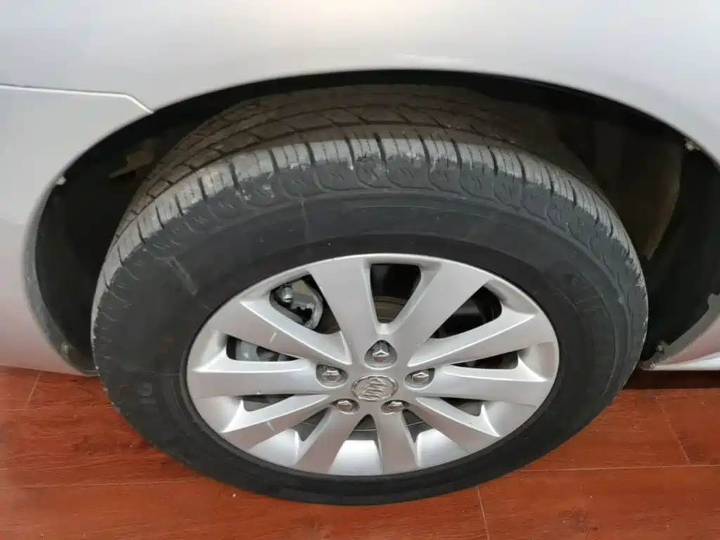 Фото 23 - Buick GL8