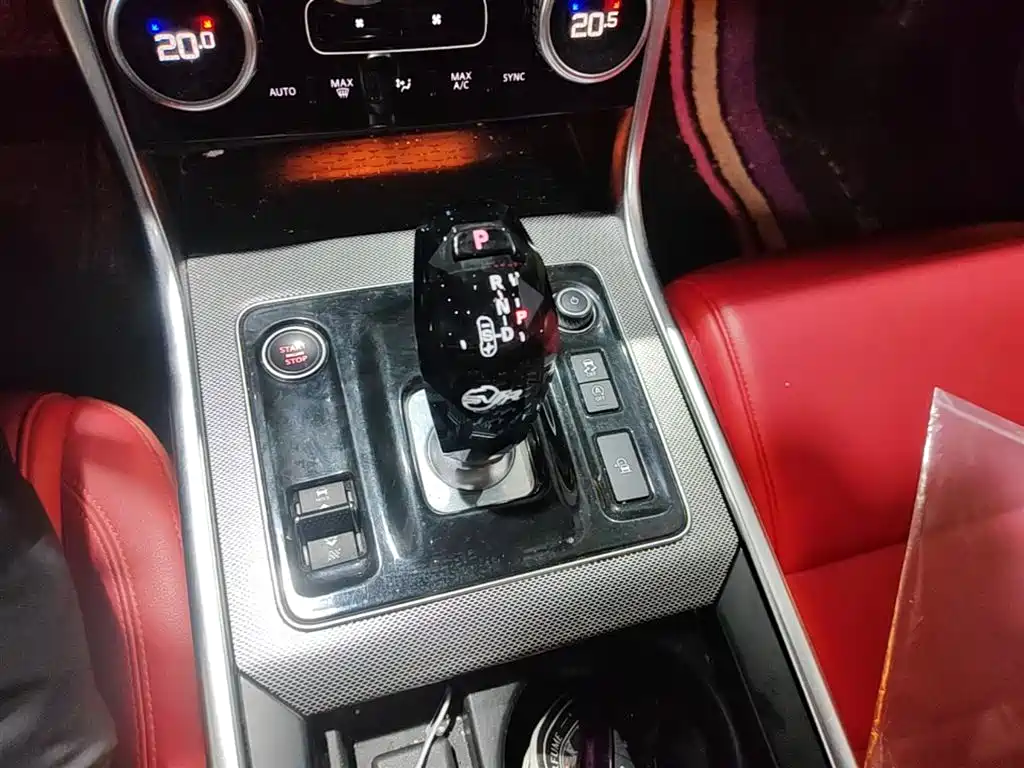 JAGUAR XEL