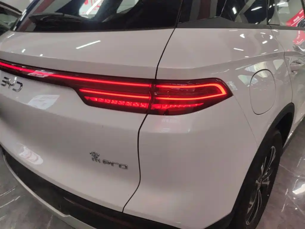 BYD Song Pro New Energy 2026 DM-i 133KM Progressive фото 8