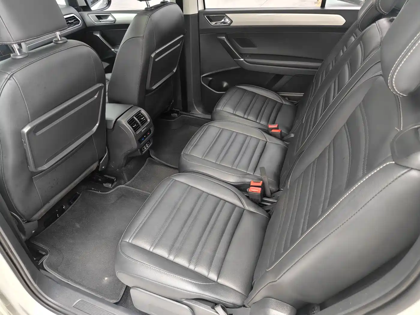 Volkswagen Touran 2018 Touran L 280TSI DSG Comfort 7-seater China V фото 24