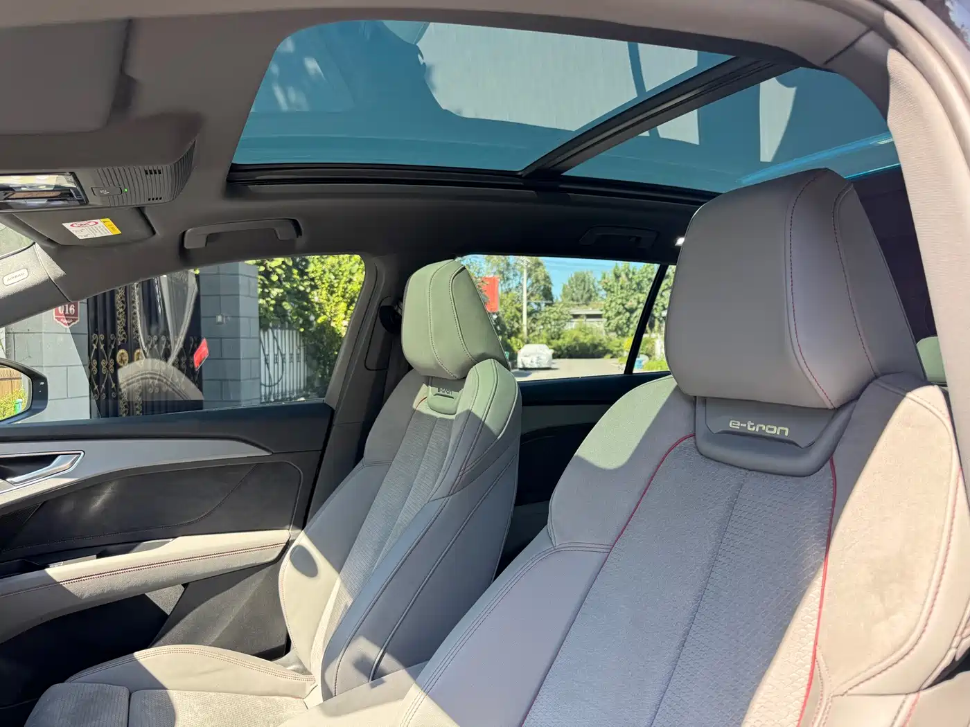 Audi Q5 e-tron 2023 2023 40 e-tron Starlight Edition Mecha Package