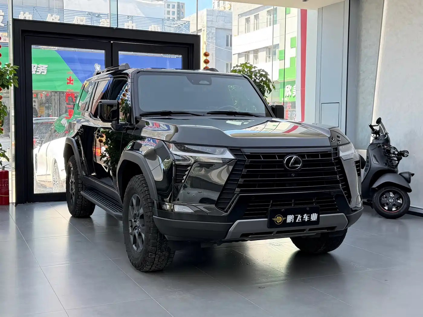 Lexus GX 2024 OVERTRAIL Summit Edition фото 10