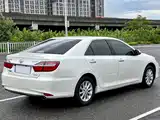 Фото 7 - Toyota Camry