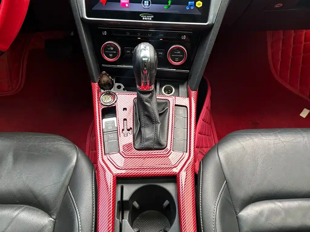 Volkswagen Lamando 2015 280TSI DSG Comfort фото 17
