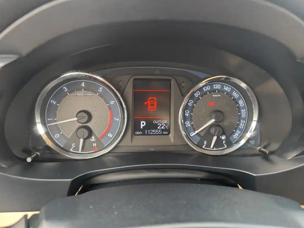 Toyota Corolla 2014 1.6L CVT GL-i фото 12