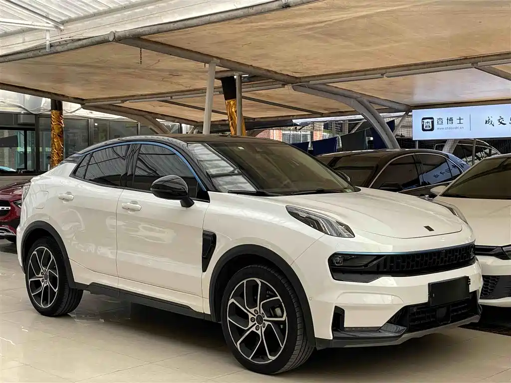 Lynk & Co 05 2020 2.0TD 2WD Shine Halo фото 24