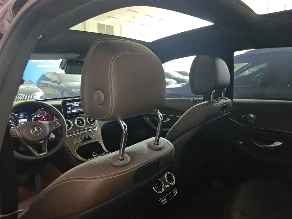 Mercedes-Benz GLC 2017 GLC 300 4MATIC Dynamic фото 14