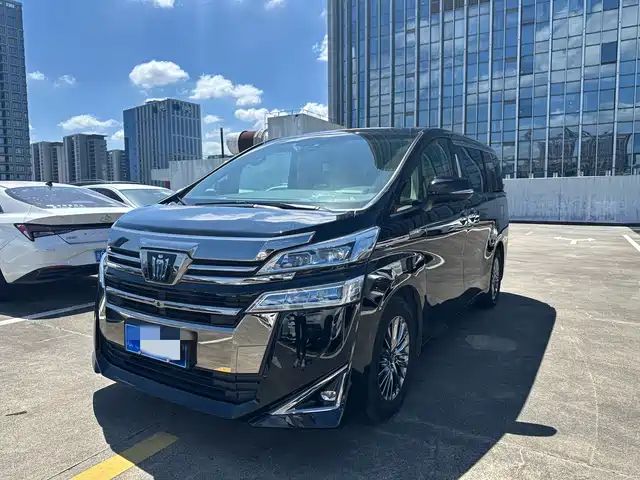 Toyota Vellfire Toyota Crown, гибрид, 2.5L, HV Премиум