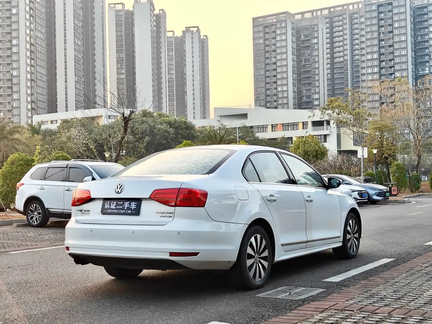 Volkswagen Sagitar 2017 230TSI Automatic Comfort фото 6