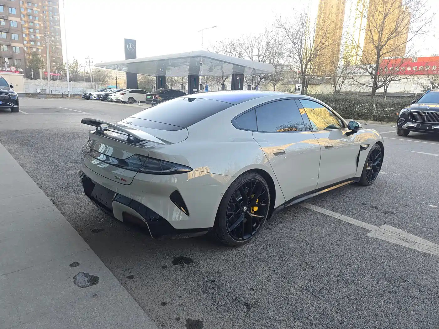 XIAOMI CAR XIAOMI SU7