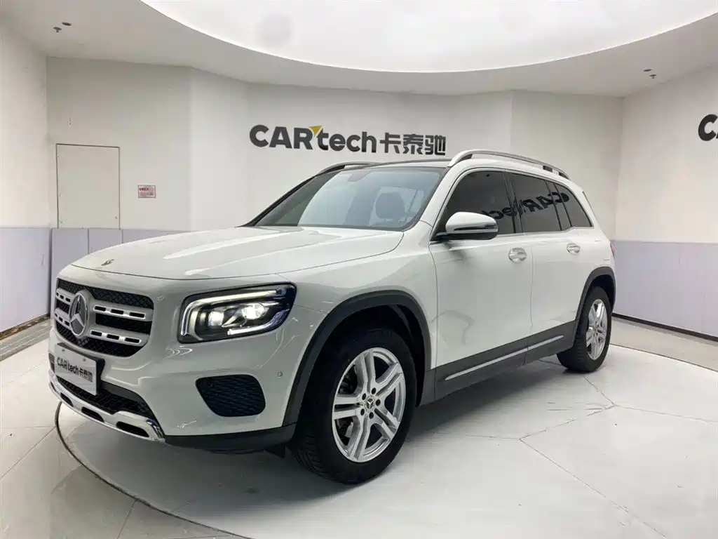 MERCEDES-BENZ GLB