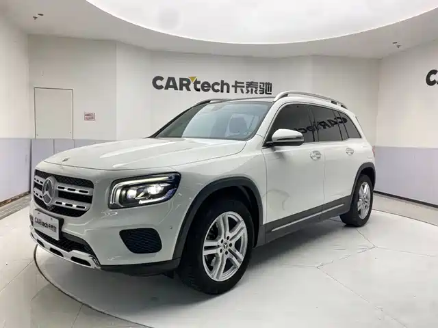 MERCEDES-BENZ GLB