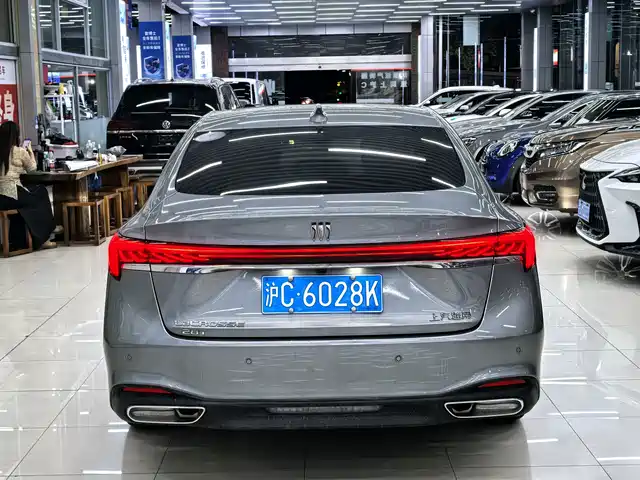 Buick LaCrosse 2026 Model 28T Platinum Edition — фото 5