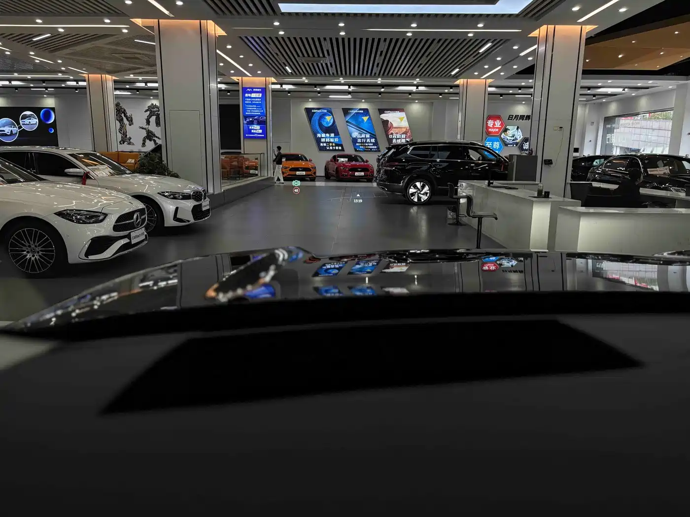 NIO ES8 2026 2025 Model 6-Seat Executive Luxury Edition
