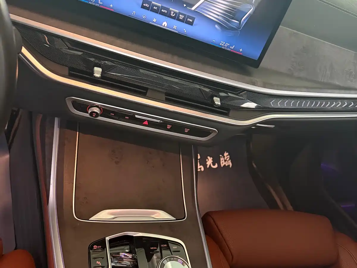 BMW X7 2023 xDrive40i Exclusive M Sport Package фото 14