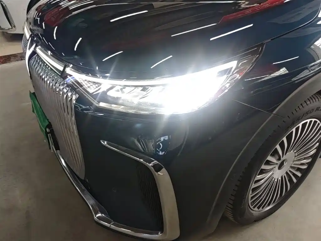 Voyah Auto Voyah Dreamer 2025 PHEV 4WD Kunpeng Premium Edition фото 24