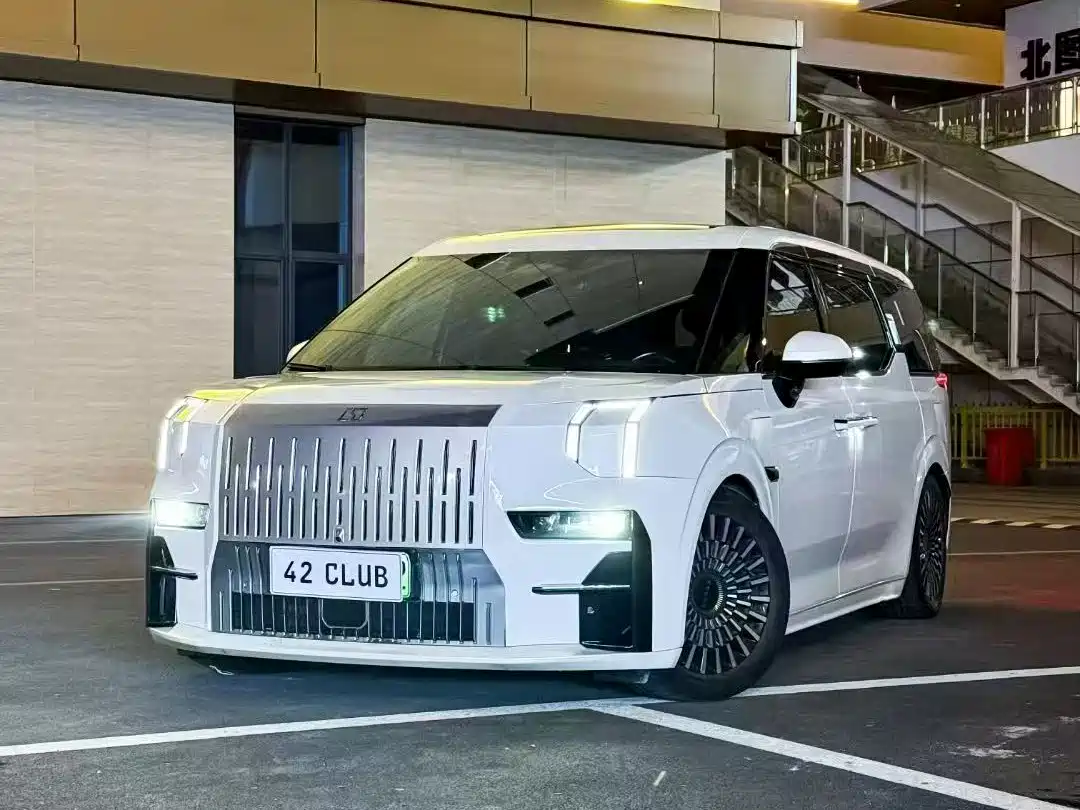 ZEEKR EXTREME KRYPTON 009