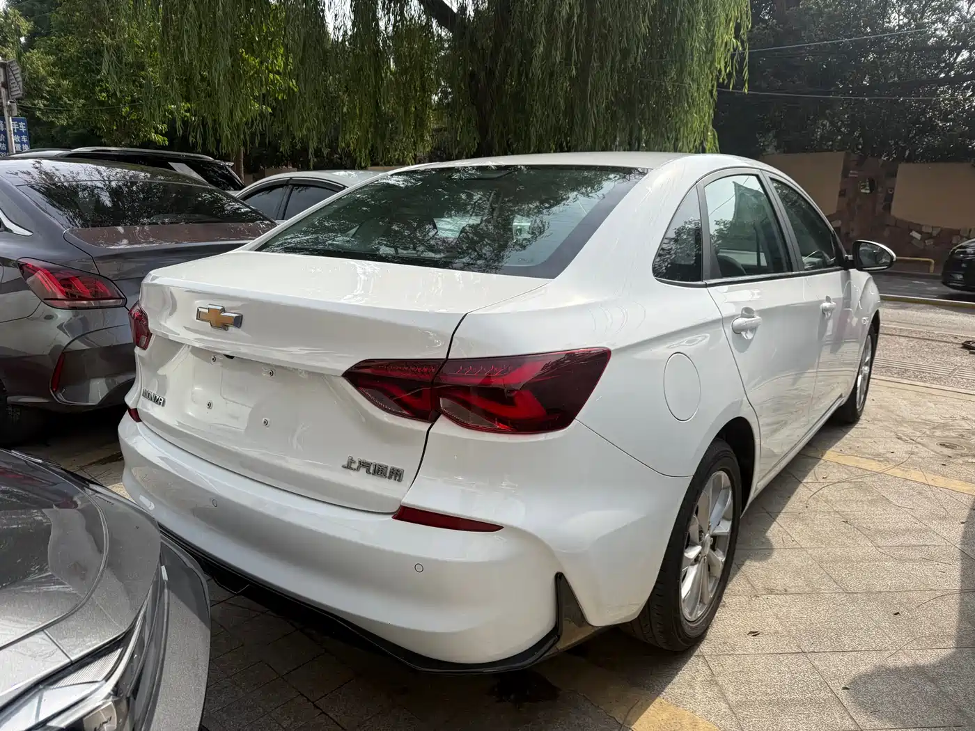 CHEVROLET CRUZE