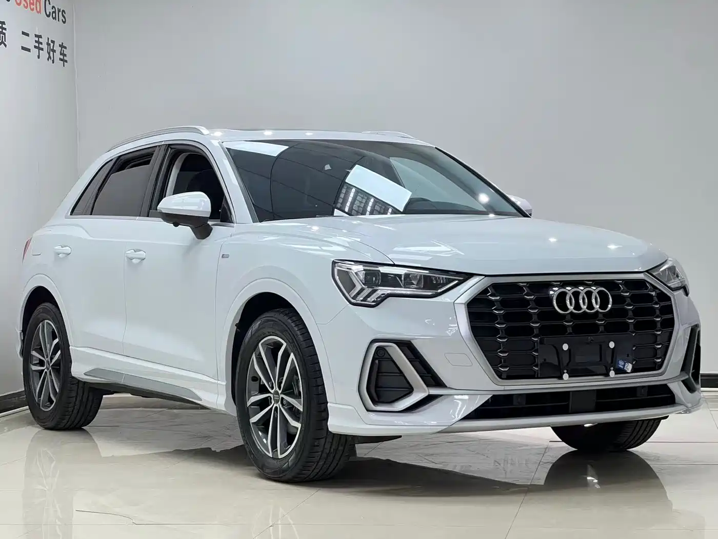 Audi Q3 2023 35 TFSI Progressive Dynamic (1.4T) фото 3