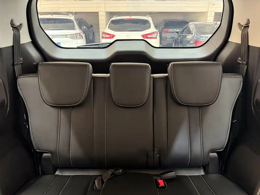 GAC Trumpchi Trumpchi M6 2021 270T DCT Luxury Edition (7-Seater) фото 22