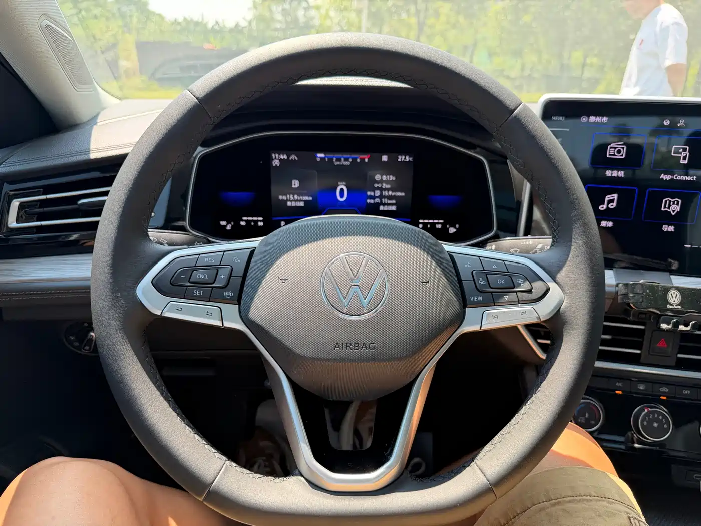 Volkswagen Sagitar, миниатюра 11