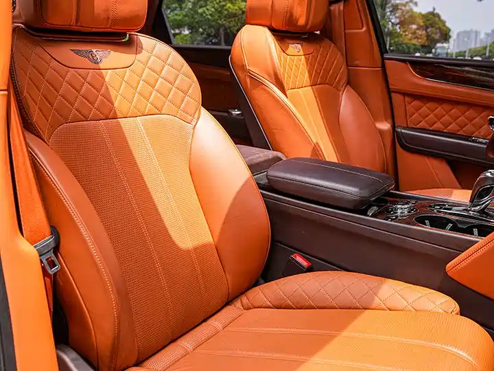 Bentley Bentayga 2016 6.0T Standard Edition фото 13