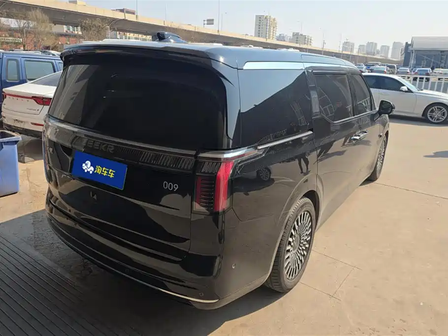 ZEEKR EXTREME KRYPTON 009