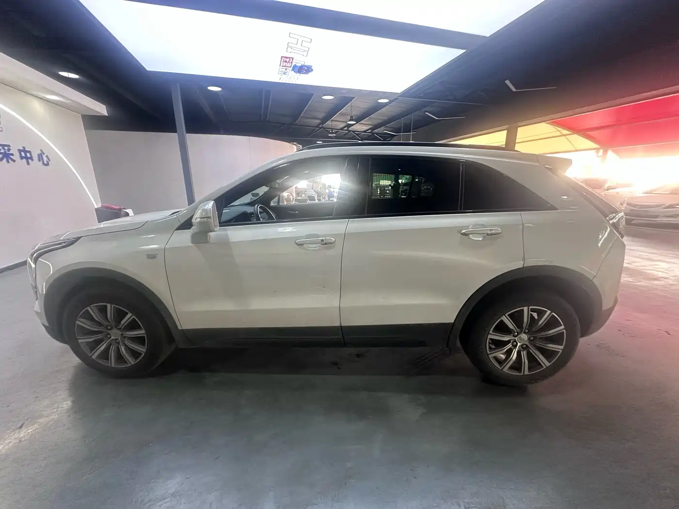 Cadillac XT4 2018 28T 2WD Luxury Sport Type фото 7
