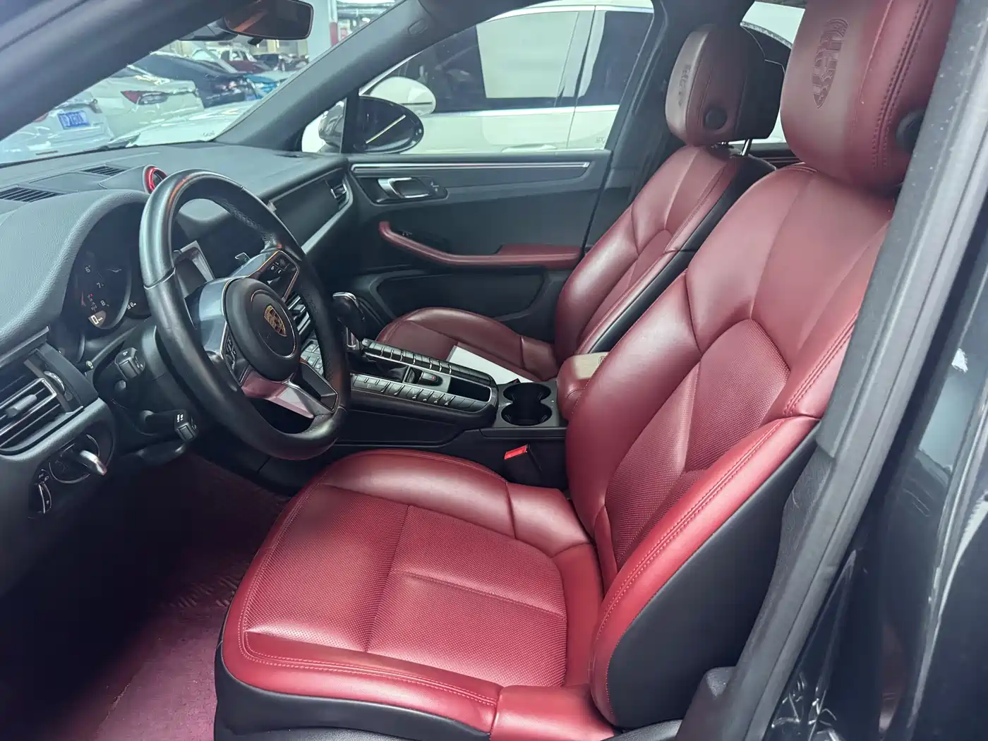 Porsche Macan 2018 Macan 2.0T фото 5