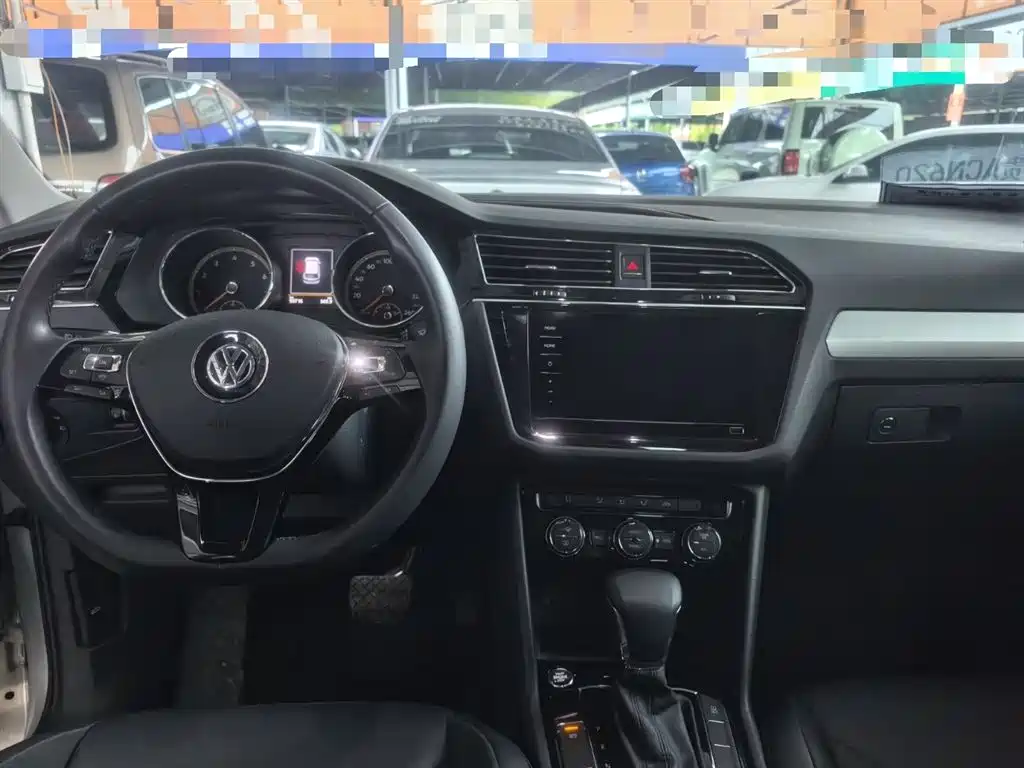 Volkswagen Tiguan L 2020 330TSI Auto 2WD Panorama Comfort China VI фото 15