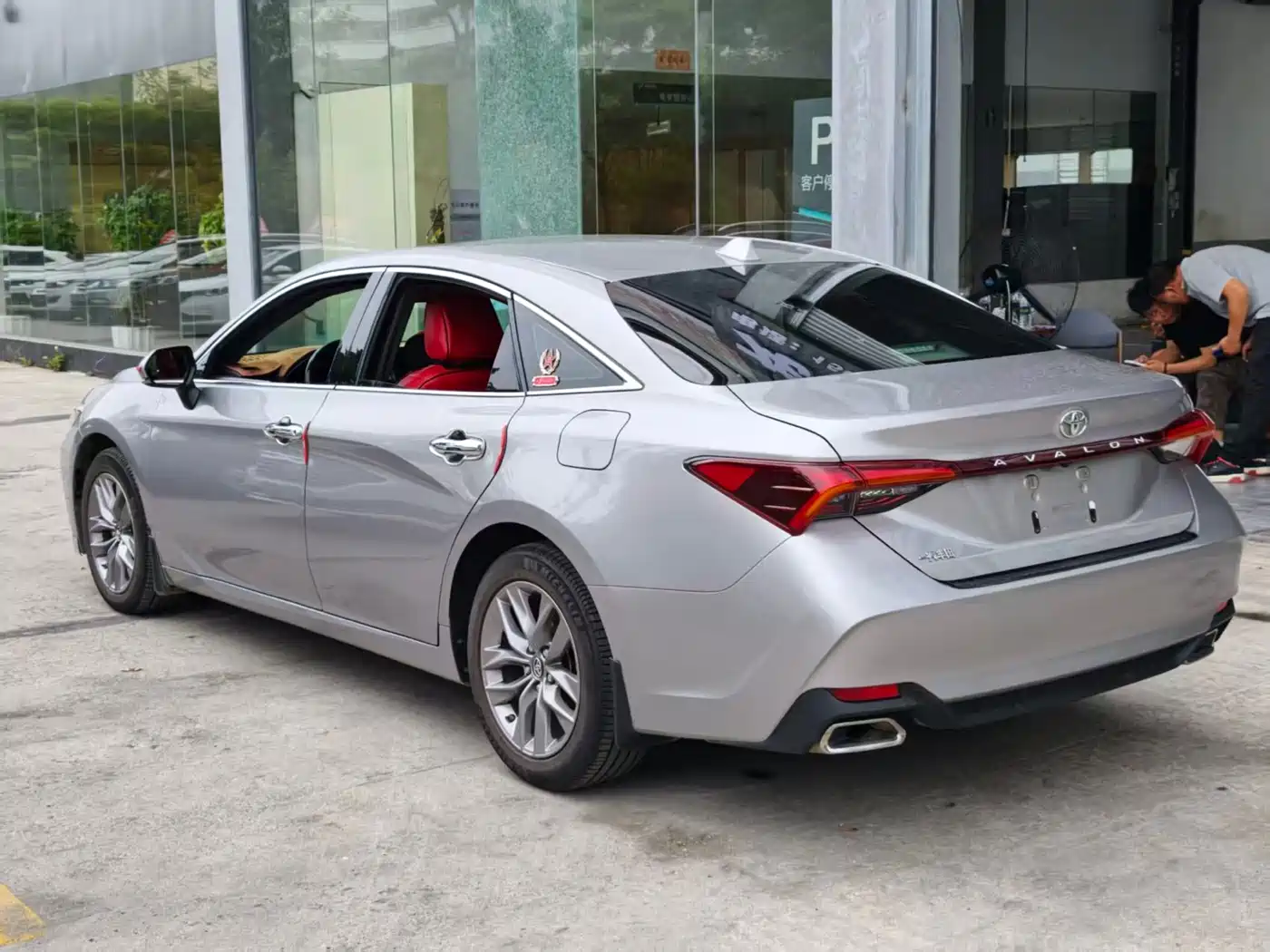 Toyota Avalon 2019 2.0L Luxury Edition (China VI) фото 12