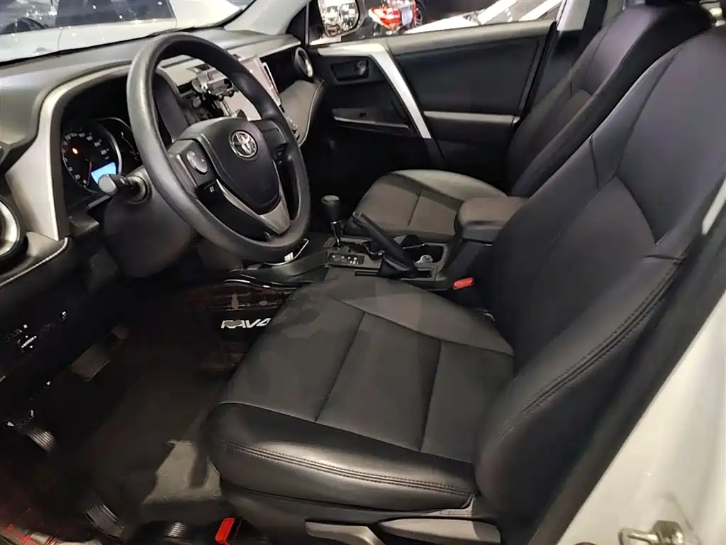 Toyota RAV4 Rongfang 2019 2.0L CVT 2WD Pioneer Edition China VI фото 15