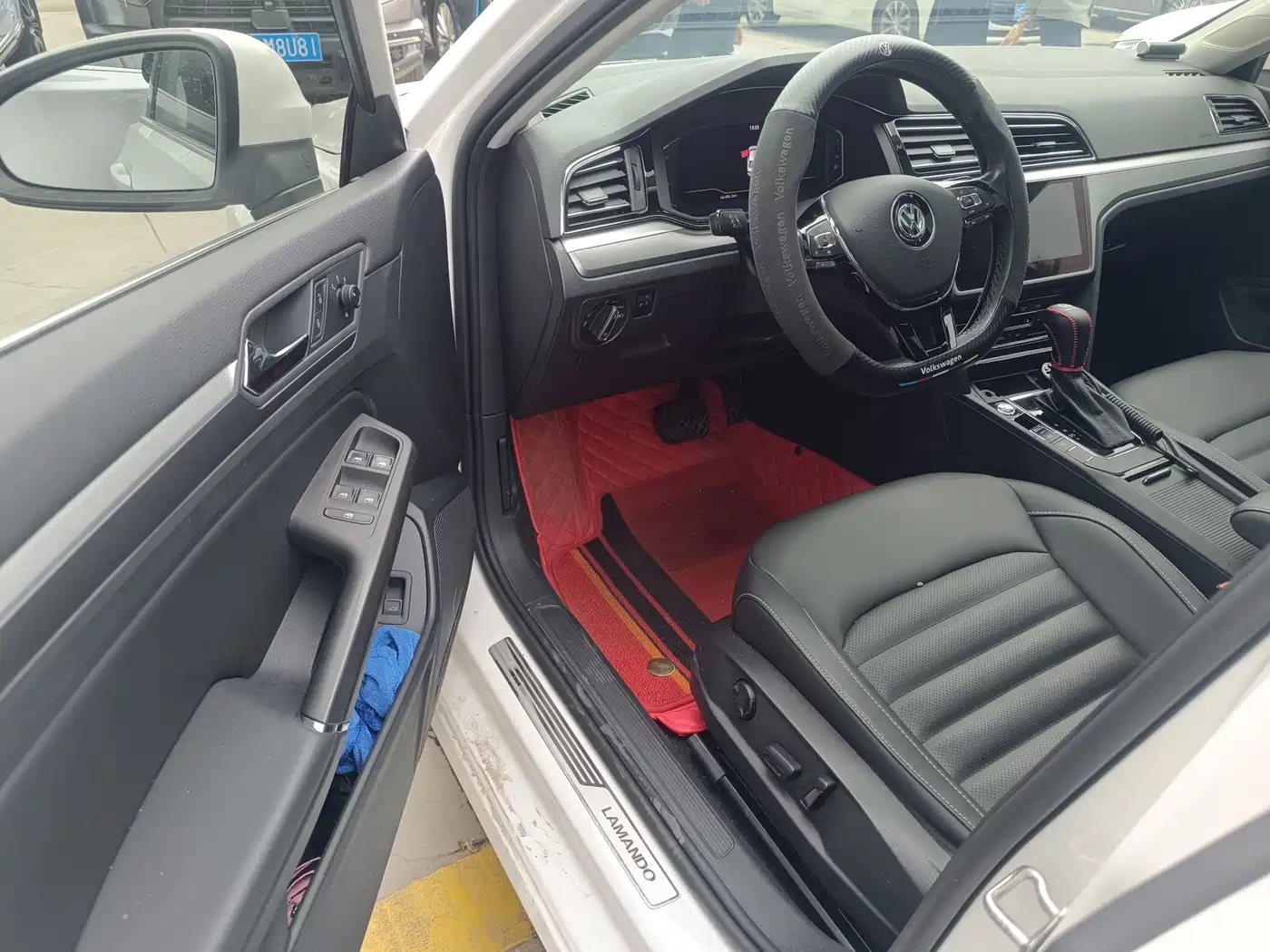 Volkswagen Lamando 2021 280TSI DSG Comfort Edition фото 4