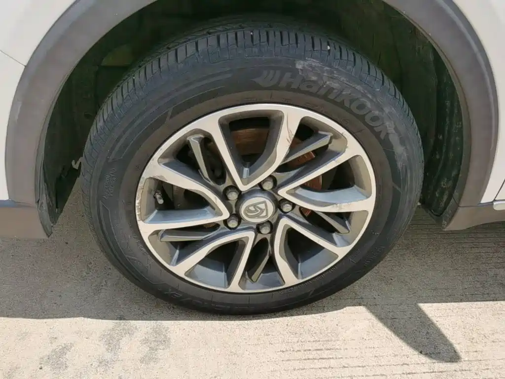 Baojun 730 2019 2019 1.5T CVT Fashion 7-Seater China V