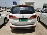 Photo 6 - Baojun 730