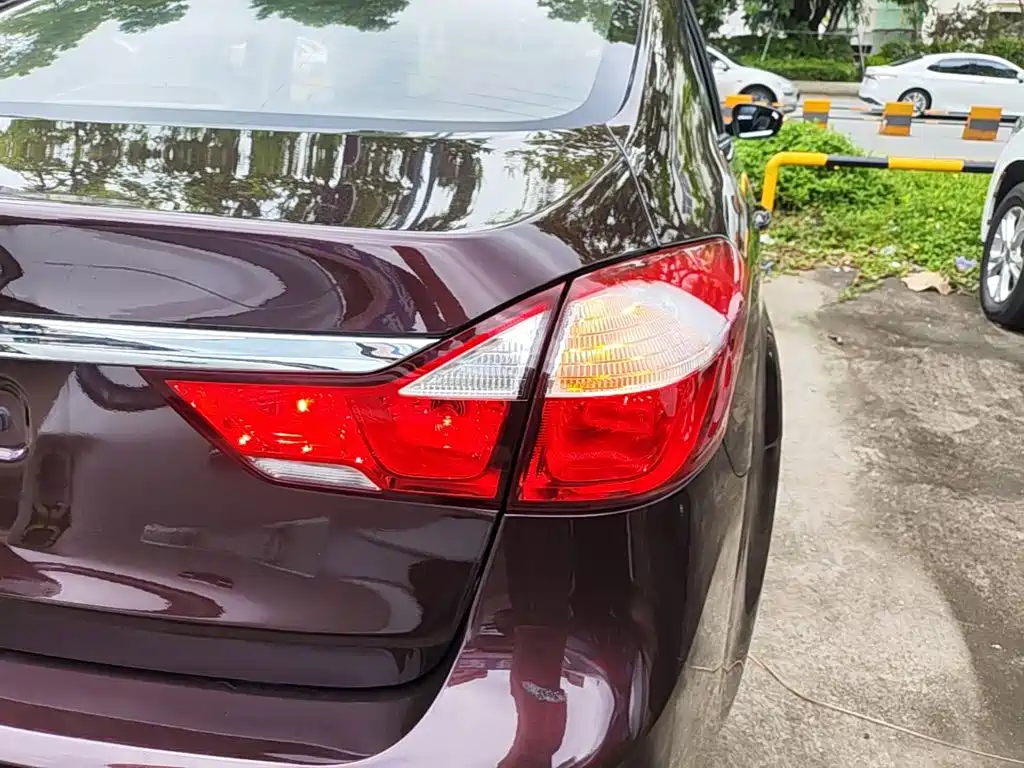 Фото 8 - Kia K3