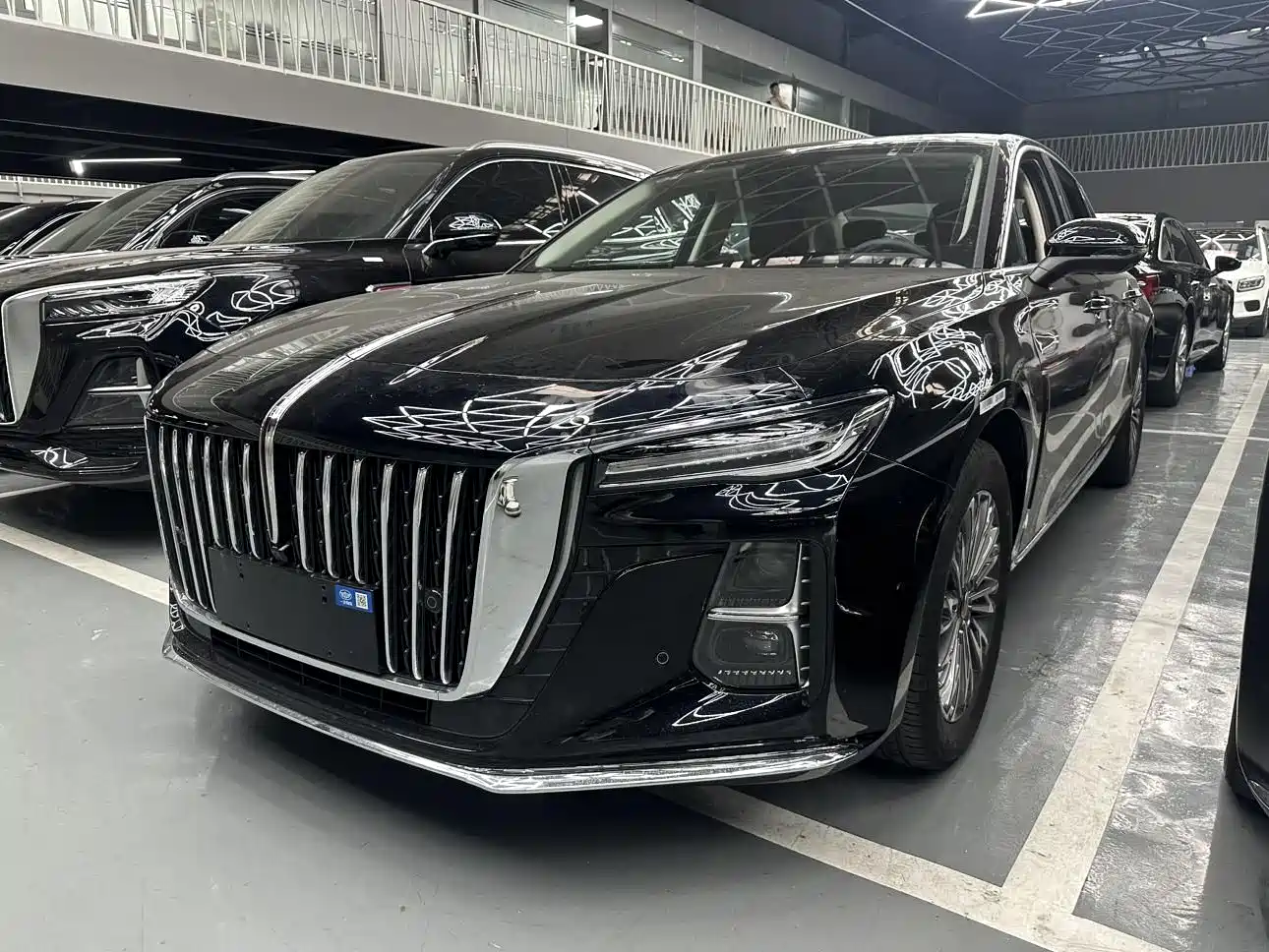 Hongqi H5 2025 1.5T DCT Flag Rhythm 500,000 Units Memorial Edition
