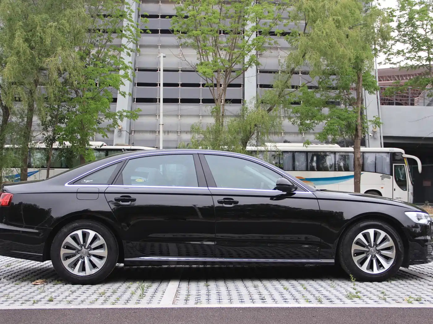 Audi A6L 2016 30 FSI Technology фото 17