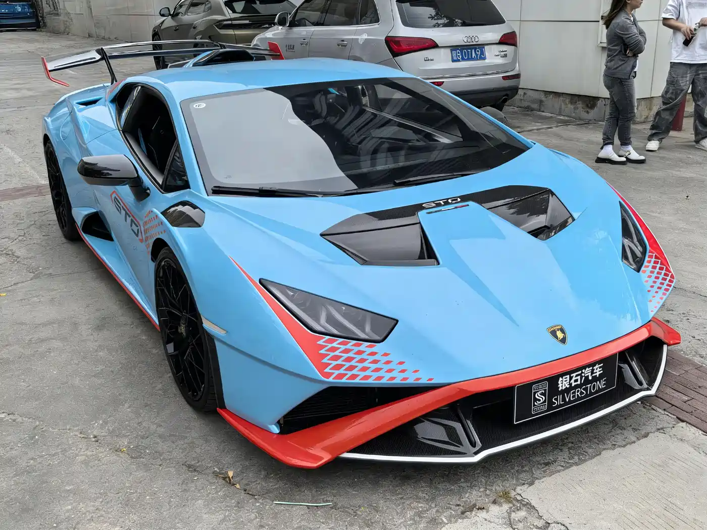 LAMBORGHINI HURACÁN