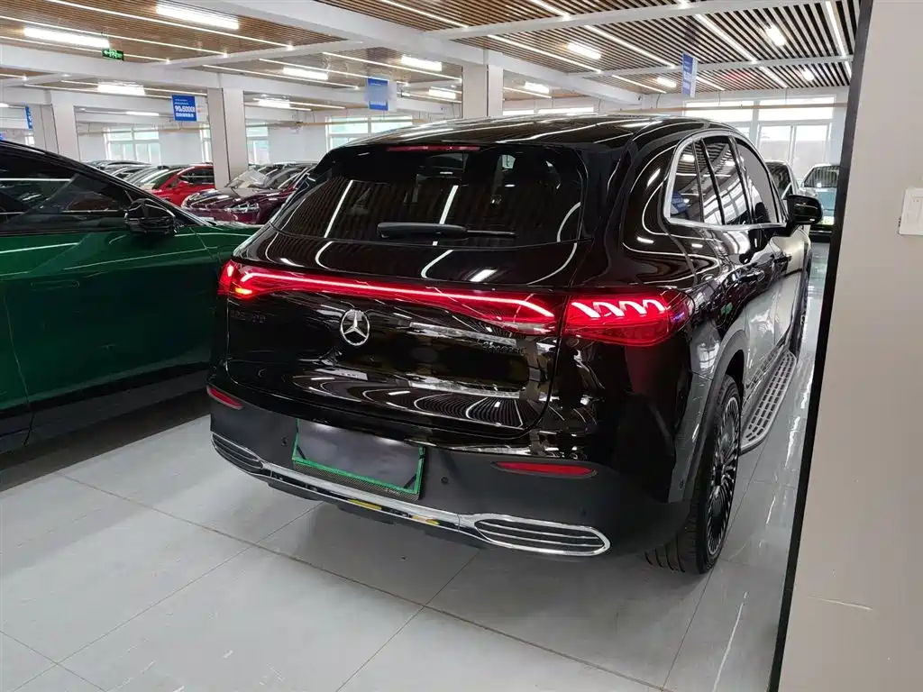 Mercedes-Benz EQE SUV 2024 500 4MATIC Pioneer Edition фото 5
